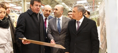 Министр экономики Турции и президент Татарстана посетили завод KASTAMONU в ОЭЗ «Алабуга»